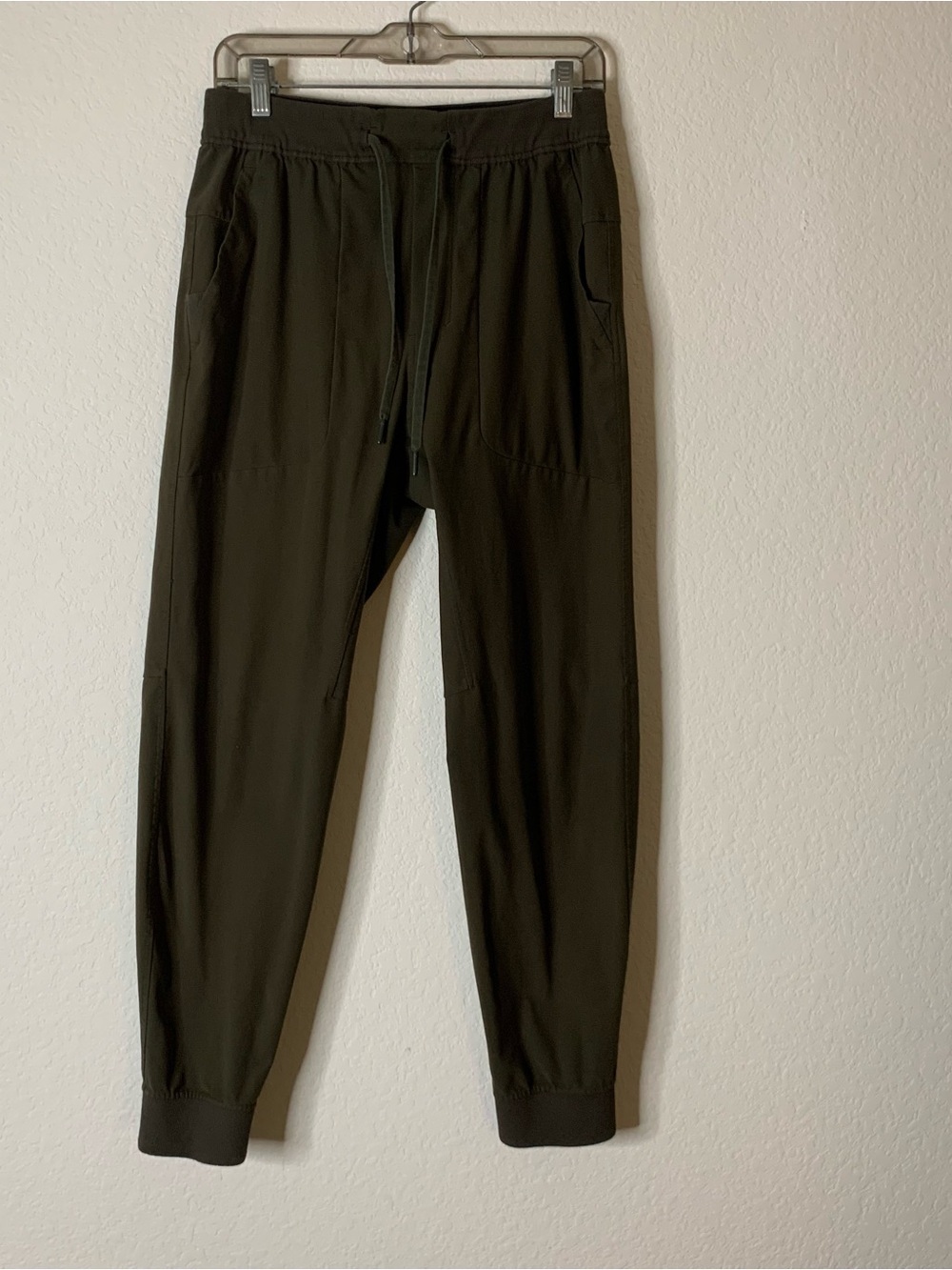 Lululemon Mens abc warpstreme joggers M olive green